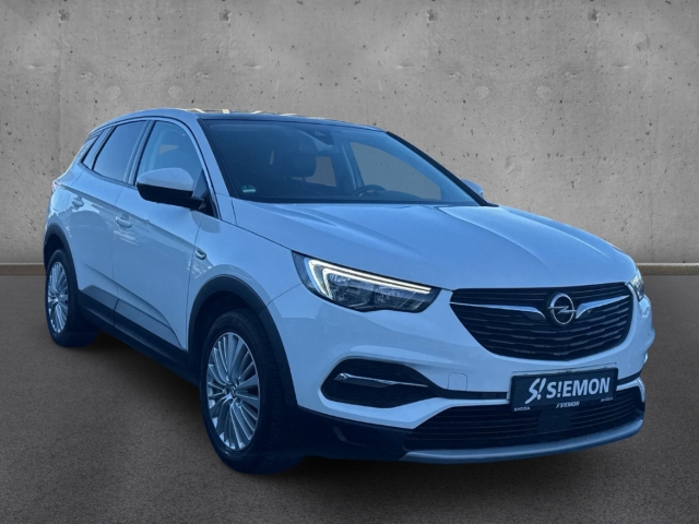 Fahrzeugabbildung Opel Grandland Turbo 1.2 Innovation Apple CarPlay PDC