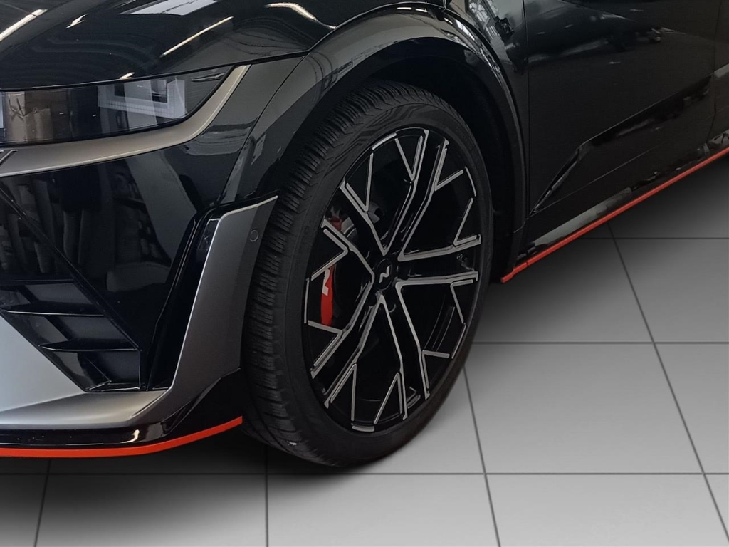 Fahrzeugabbildung Hyundai IONIQ 5 4WD 84kWh N-Performance MY25 MATRIX LED HUD Navi Digitales Cockpit Sportpaket