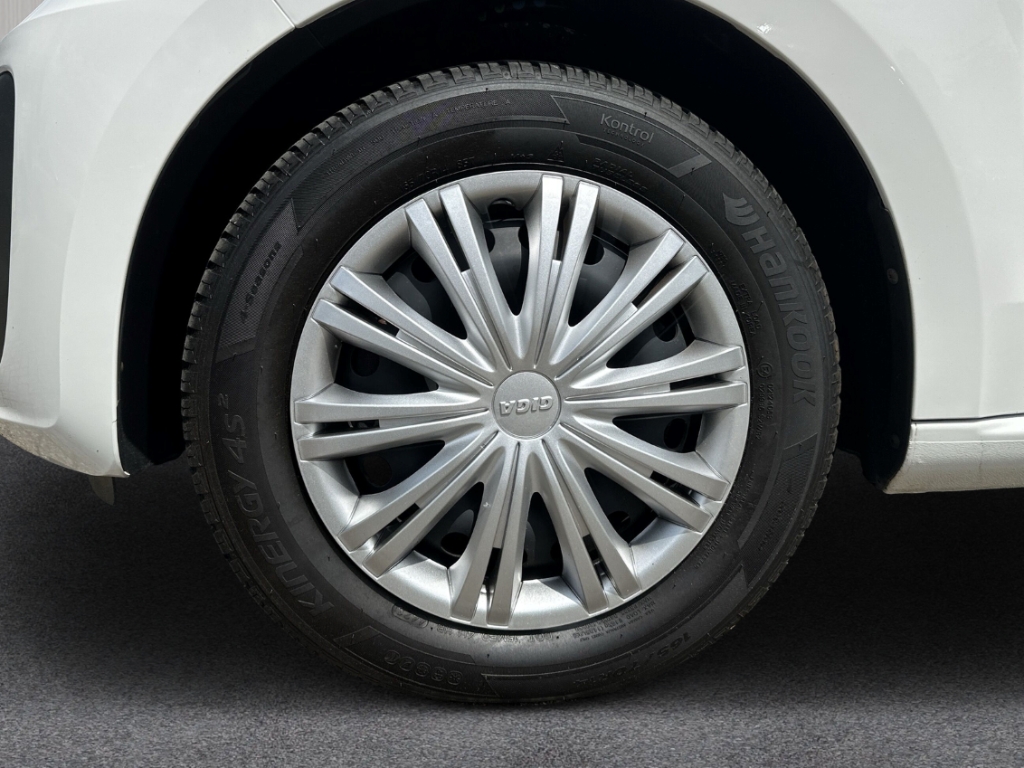 Fahrzeugabbildung Volkswagen up! 1.0 move Klima Tempomat PDC Freisprech GJR