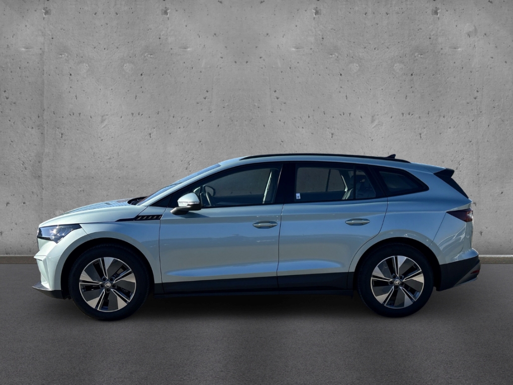Fahrzeugabbildung SKODA Enyaq iV 60 LOFT AHK NAVI PDC R-Kam GRA FrontAss