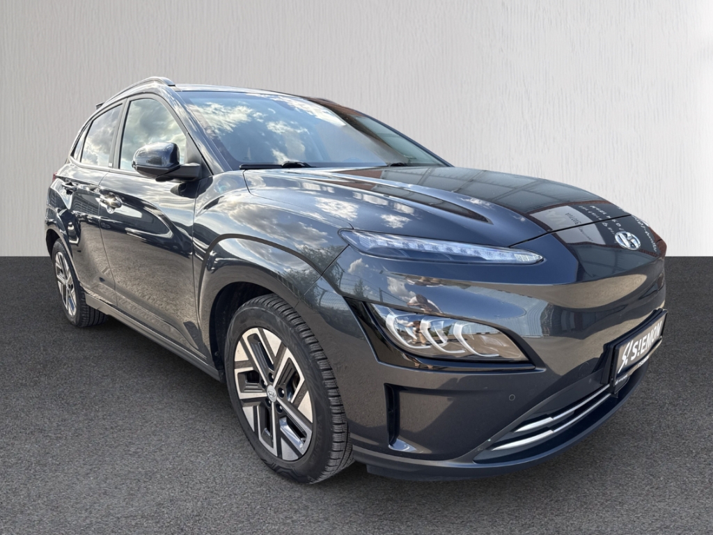 Fahrzeugabbildung Hyundai KONA EV 64kWh FL MJ21 Prime Sitz-Paket Navi Leder Soundsystem Klimasitze LED ACC Apple CarPlay