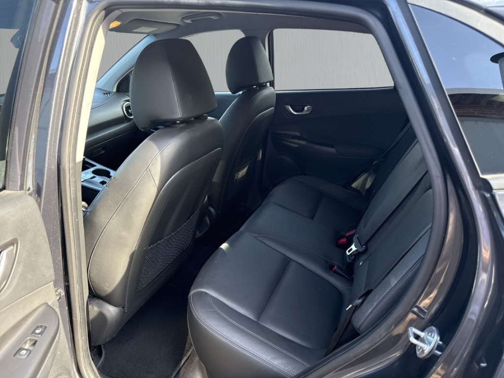 Fahrzeugabbildung Hyundai KONA EV 64kWh FL MJ21 Prime Sitz-Paket Navi Leder Soundsystem Klimasitze LED ACC Apple CarPlay