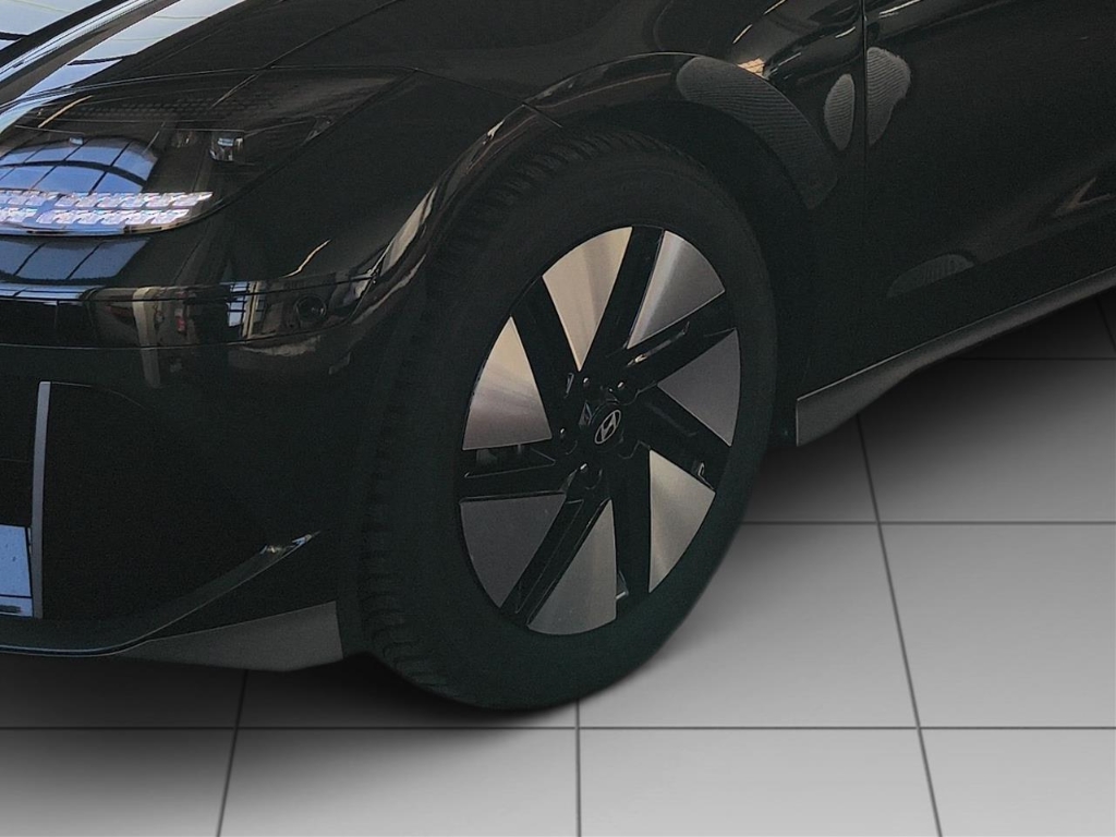 Fahrzeugabbildung Hyundai IONIQ 6 77,4kWh 4WD UNIQ Digi-Spiegel HUD Navi Digitales Cockpit Memory Sitze Soundsystem Bose
