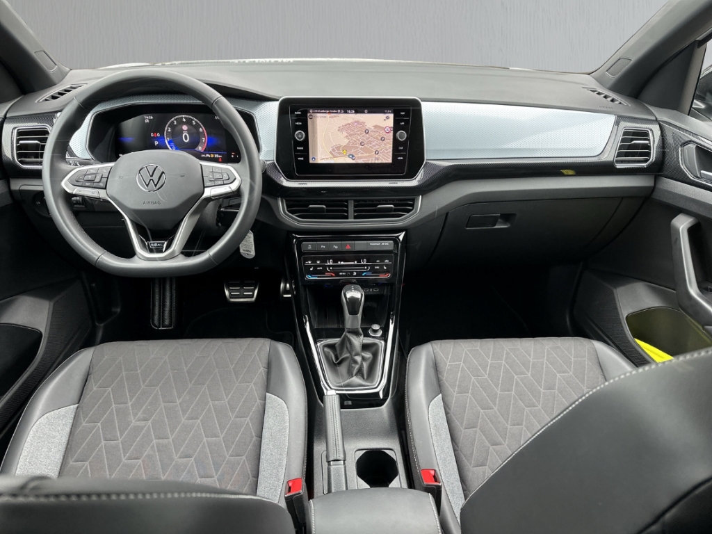 Fahrzeugabbildung Volkswagen T-Cross 1.0 TSI DSG Goal AHK LED NAVI PDC DigiCock FrontAss