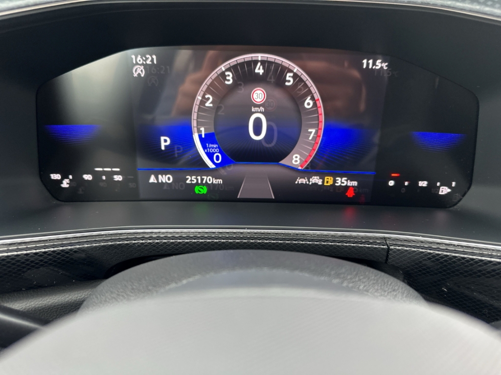 Fahrzeugabbildung Volkswagen T-Cross 1.0 TSI DSG Goal AHK LED NAVI PDC DigiCock FrontAss
