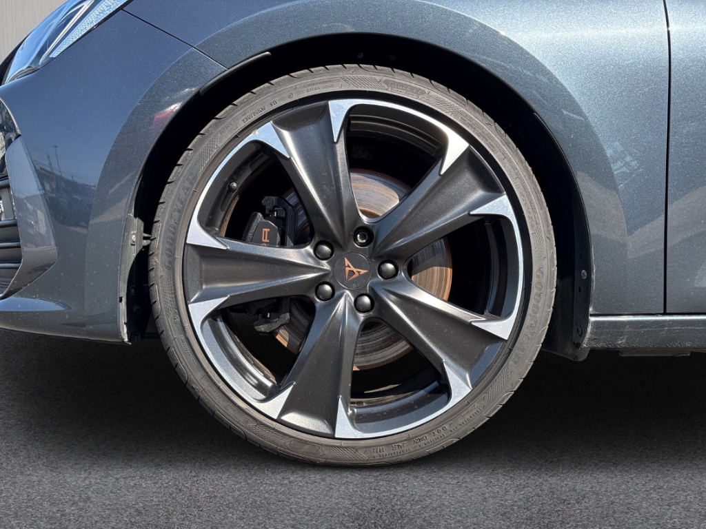 Fahrzeugabbildung CUPRA Leon ST VZ 4Drive SHZ ACC BEATS NAV KLIM AHK