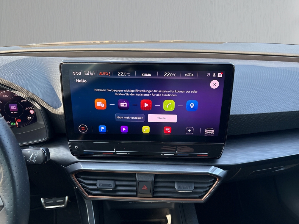 Fahrzeugabbildung CUPRA Leon ST VZ 4Drive SHZ ACC BEATS NAV KLIM AHK