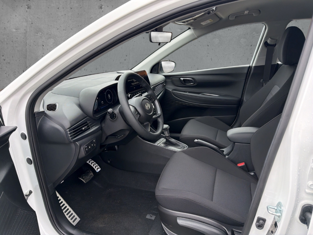 Fahrzeugabbildung Hyundai BAYON FL MY25 1.0 T-GDI 7-DCT Trend Navi Digitales Cockpit LED Apple CarPlay Android Auto