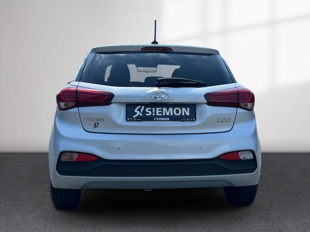 Fahrzeugabbildung Hyundai i20 Sitzheizung Bluetooth Start-Stop-Automatik