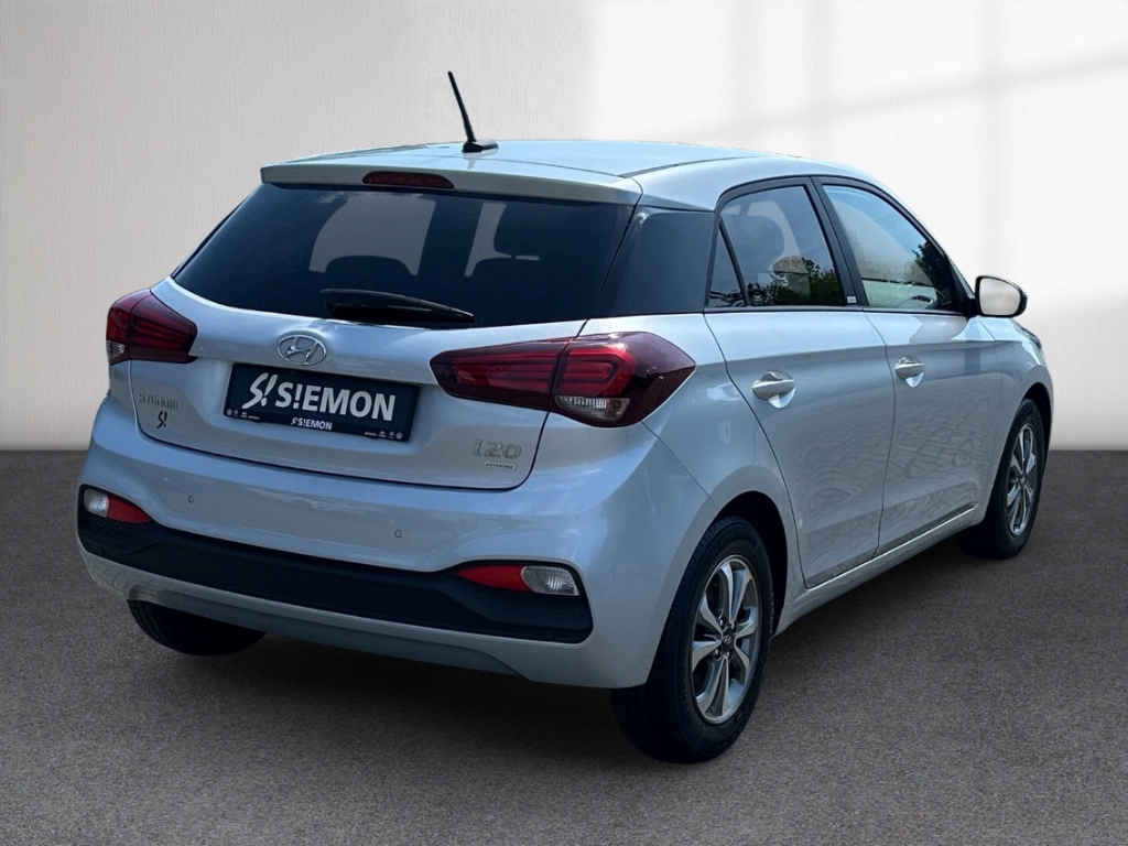 Fahrzeugabbildung Hyundai i20 Sitzheizung Bluetooth Start-Stop-Automatik