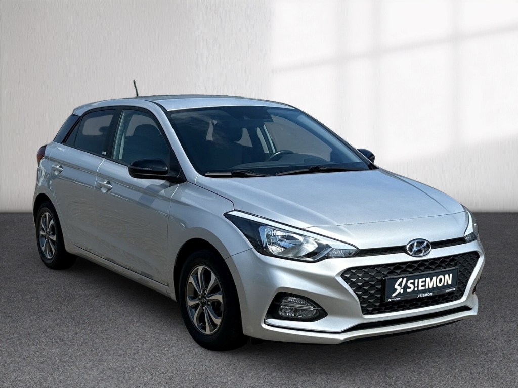 Fahrzeugabbildung Hyundai i20 Sitzheizung Bluetooth Start-Stop-Automatik