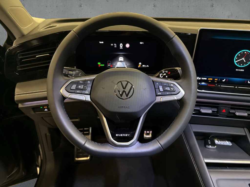 Fahrzeugabbildung Volkswagen Tiguan 1.5 eTSI DSG Energy AHK Navi ACC AreaView