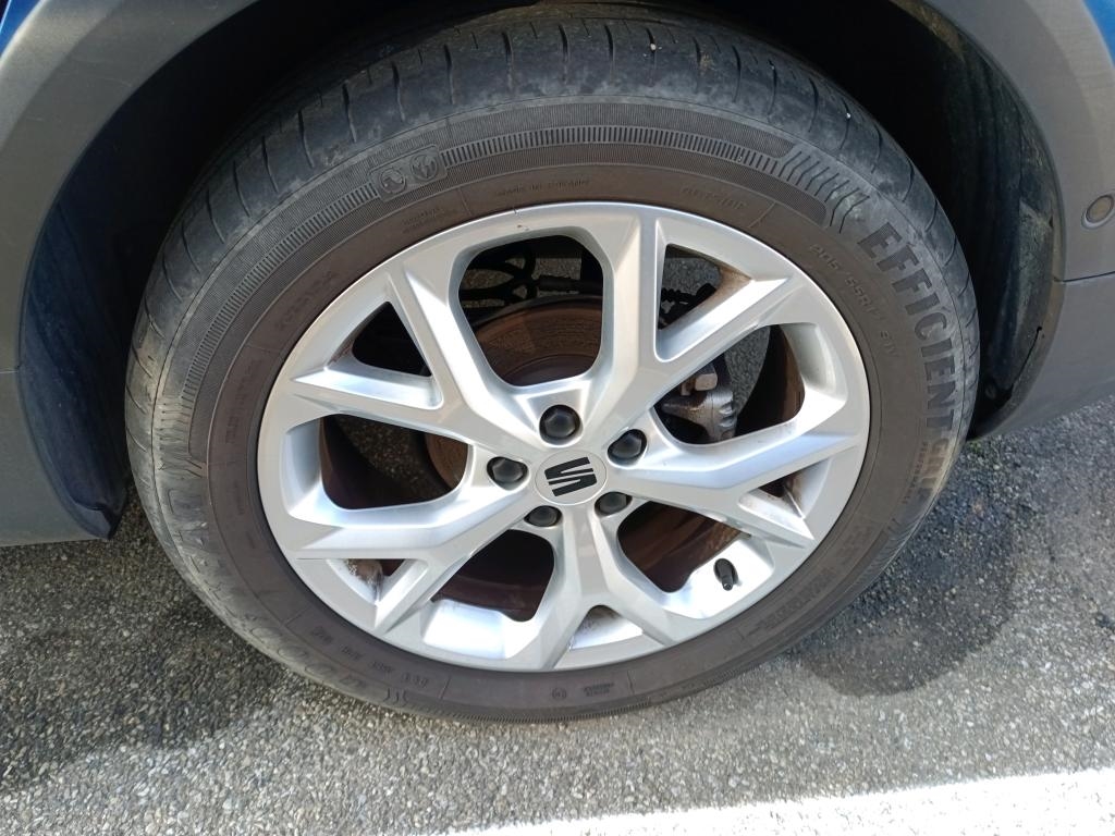 Fahrzeugabbildung SEAT Arona FR 1.5 TSI NAVI LED PDC GRA R-Kam Klima