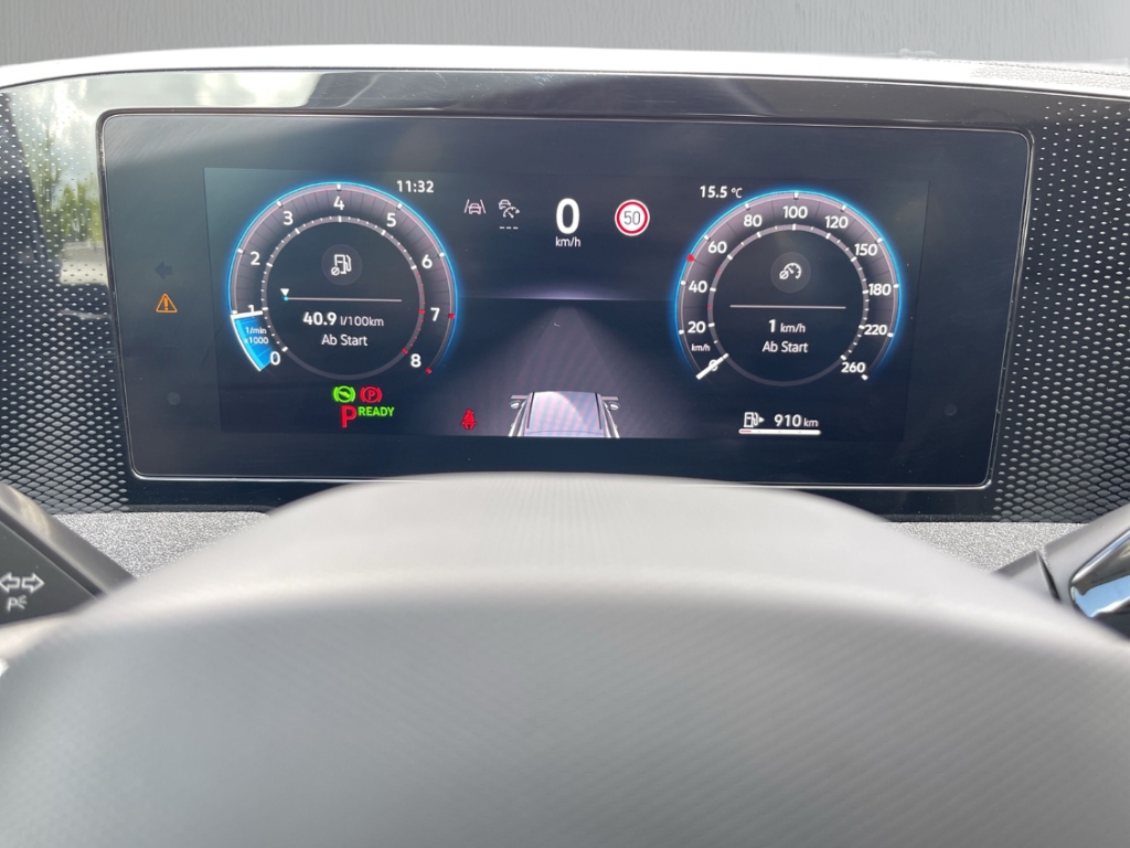 Fahrzeugabbildung Volkswagen Passat Variant 1.5 eTSI ACC LED SHZ GJR App Connect wireless
