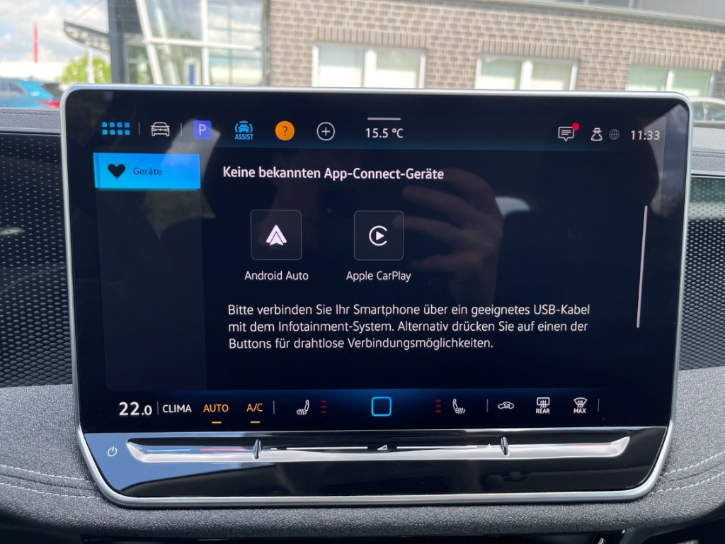 Fahrzeugabbildung Volkswagen Passat Variant 1.5 eTSI ACC LED SHZ GJR App Connect wireless