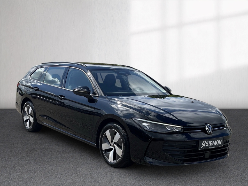 Fahrzeugabbildung Volkswagen Passat Variant 1.5 eTSI ACC LED SHZ GJR App Connect wireless