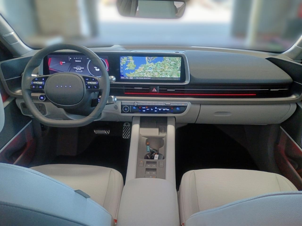 Fahrzeugabbildung Hyundai IONIQ 6 77,4kWh 4WD UNIQ HUD Navi Digitales Cockpit Memory Sitze Soundsystem Bose