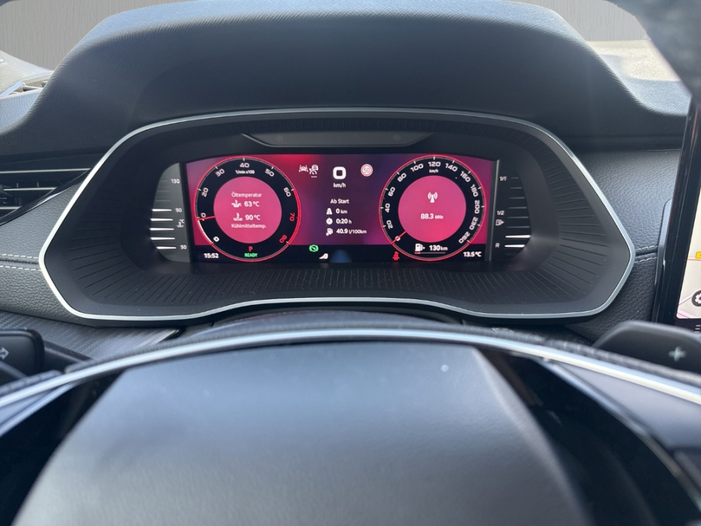 Fahrzeugabbildung SKODA Octavia Combi 1.5 eTSI DSG Sportline MatrLED Kam