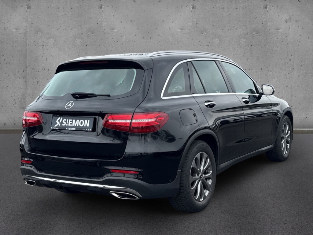 Fahrzeugabbildung Mercedes-Benz GLC 250 4Matic PDC SHZ LED Temp Klima Keyless