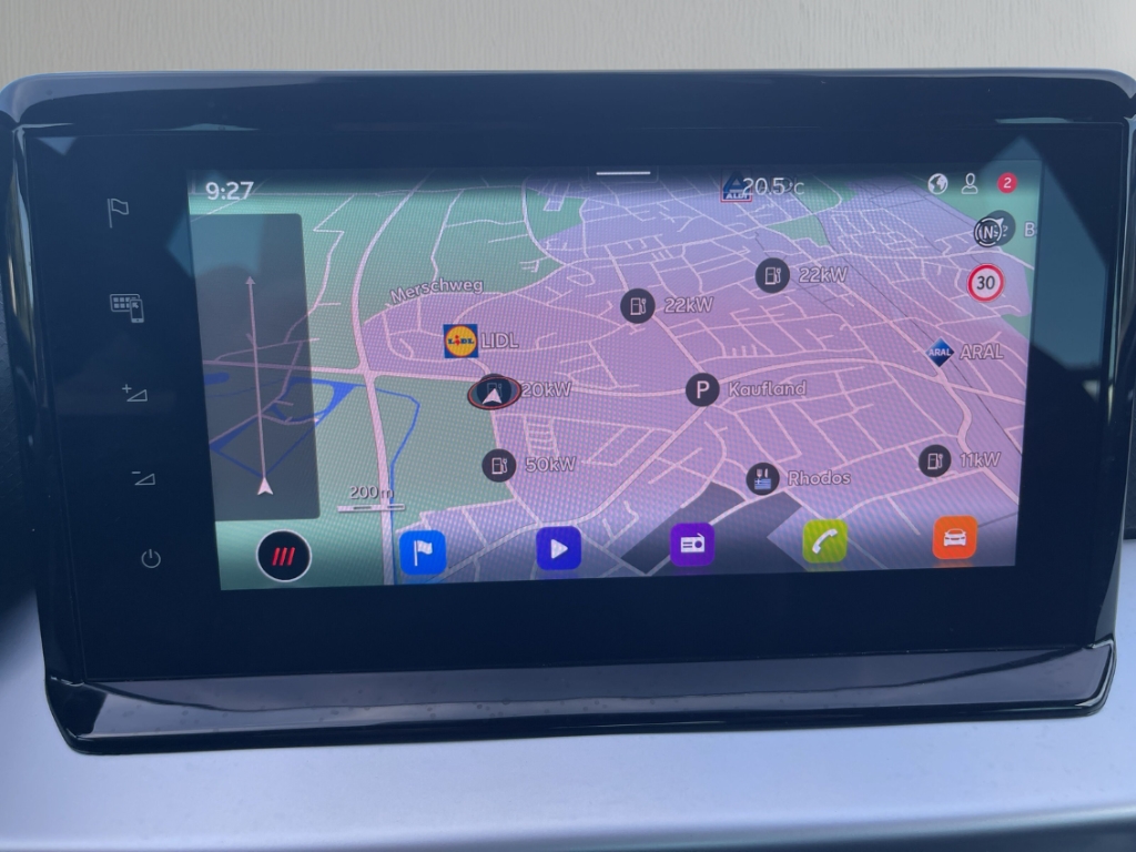 Fahrzeugabbildung SEAT Arona 1.0 TSI DSG FR ACC LED SHZ Navi PDC GJR