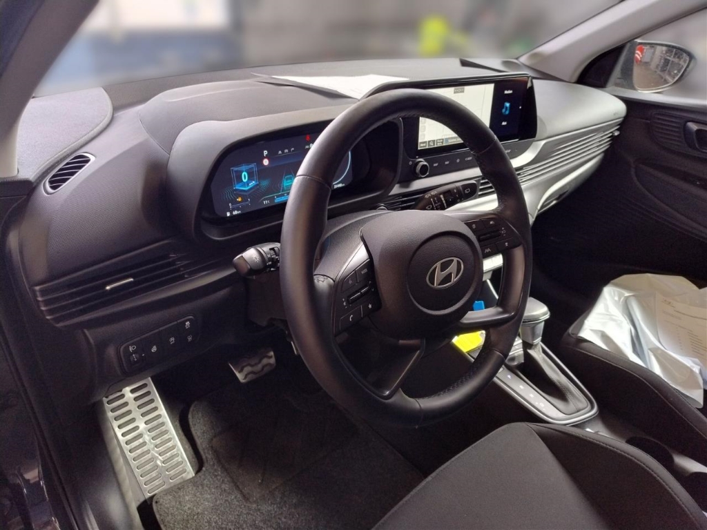 Fahrzeugabbildung Hyundai BAYON FL 1.0 T-GDI DCT MY25 Prime Assistenzpaket Navi Digitales Cockpit Soundsystem