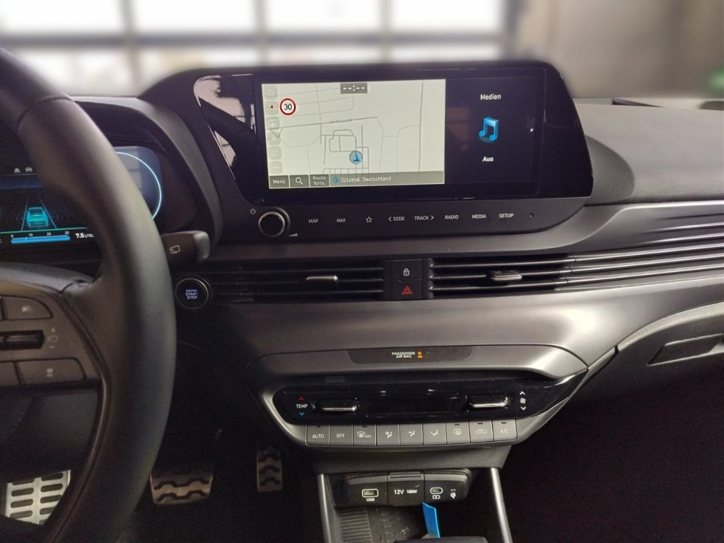 Fahrzeugabbildung Hyundai BAYON FL 1.0 T-GDI DCT MY25 Prime Assistenzpaket Navi Digitales Cockpit Soundsystem