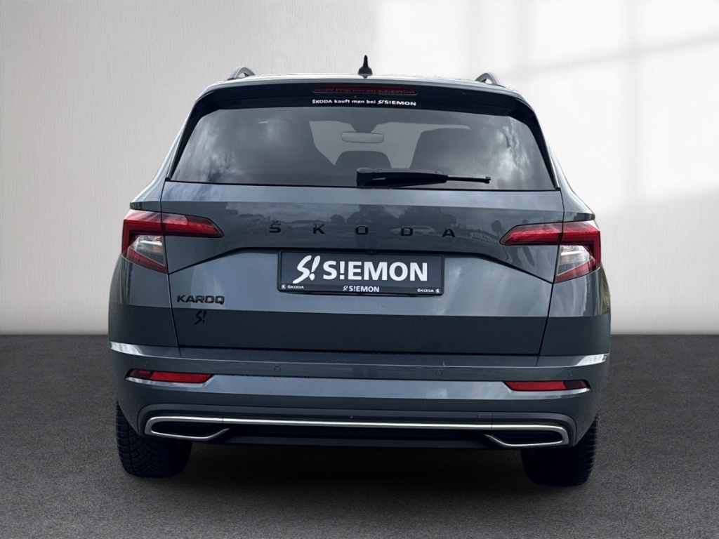 Fahrzeugabbildung SKODA Karoq 1.5 TSI Sportline DSG Apple CarPlay Temp
