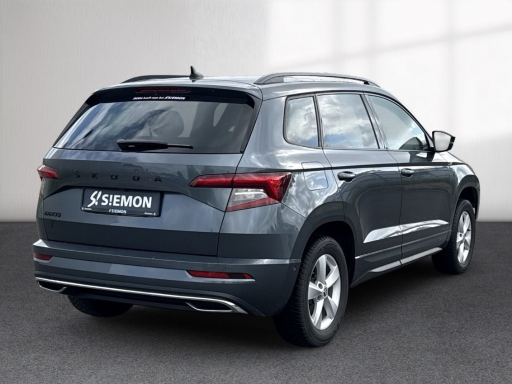 Fahrzeugabbildung SKODA Karoq 1.5 TSI Sportline DSG Apple CarPlay Temp