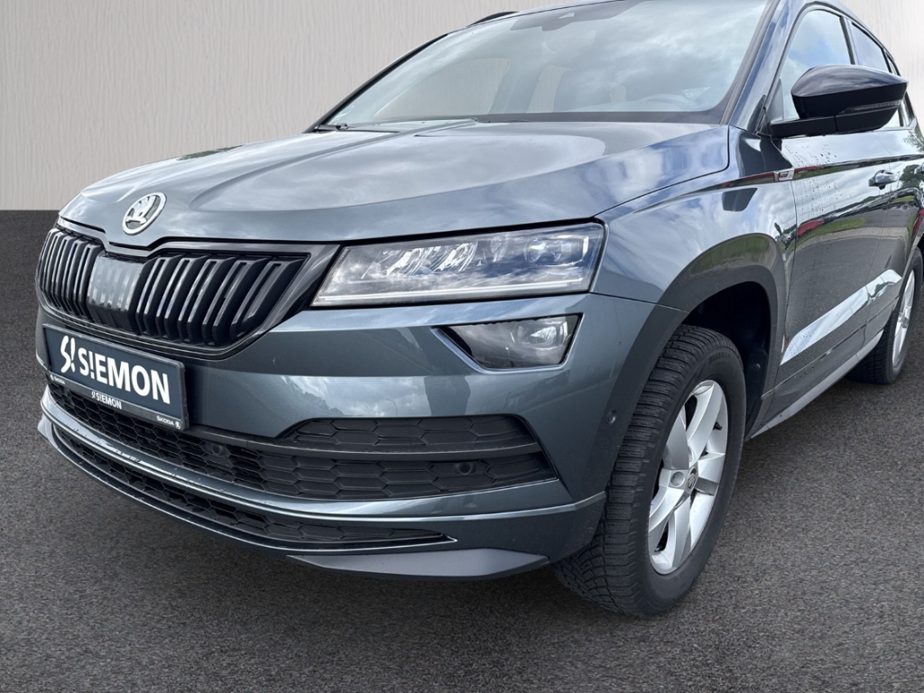 Fahrzeugabbildung SKODA Karoq 1.5 TSI Sportline DSG Apple CarPlay Temp