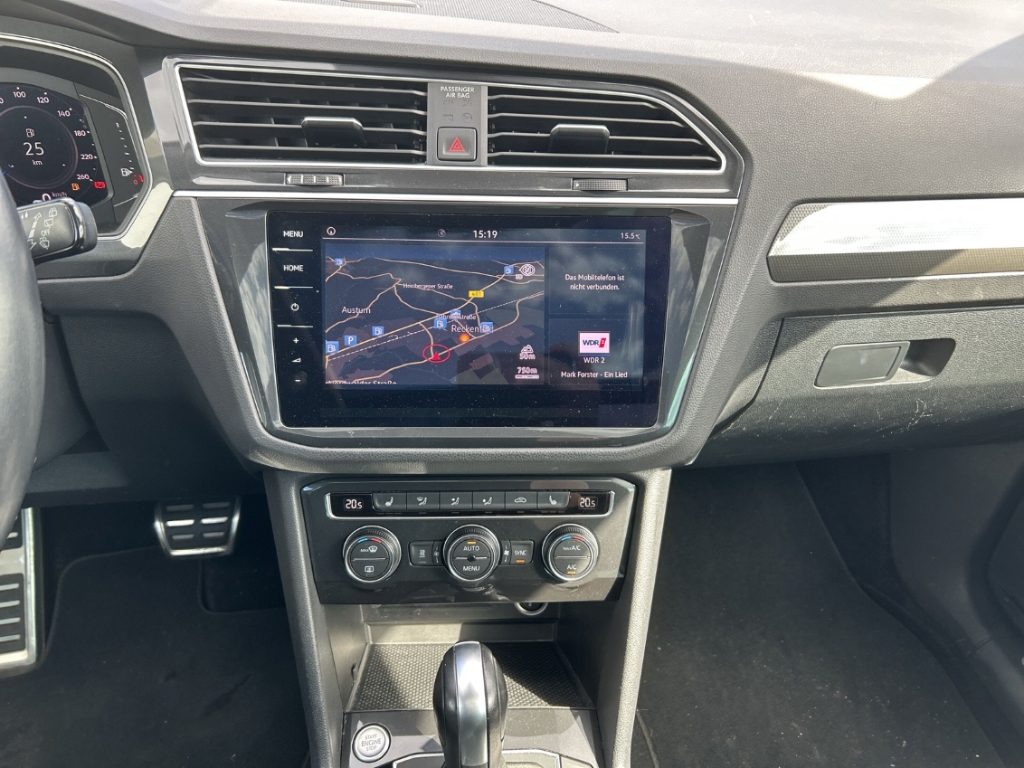 Fahrzeugabbildung Volkswagen Tiguan IQ.DRIVE Start-Stopp Apple CarPlay SHZ