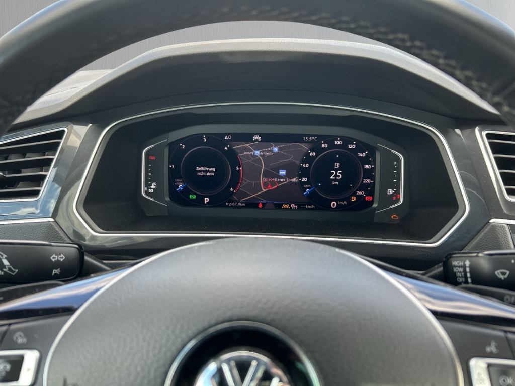 Fahrzeugabbildung Volkswagen Tiguan IQ.DRIVE Start-Stopp Apple CarPlay SHZ