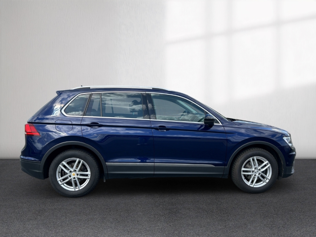 Fahrzeugabbildung Volkswagen Tiguan IQ.DRIVE Start-Stopp Apple CarPlay SHZ