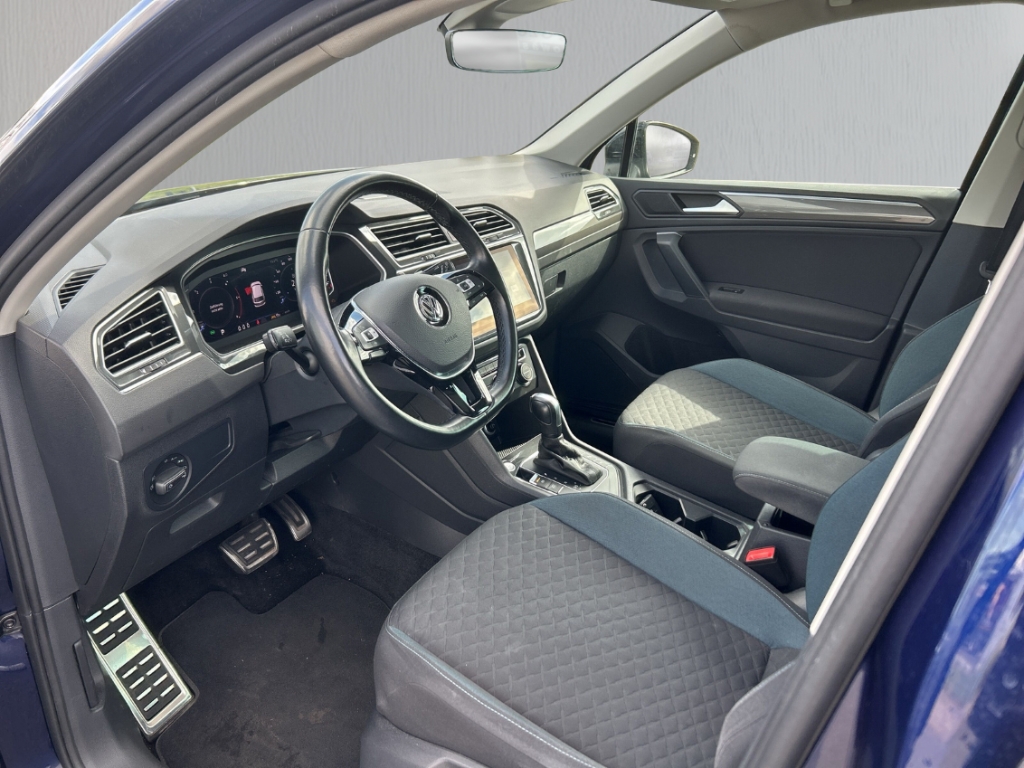 Fahrzeugabbildung Volkswagen Tiguan IQ.DRIVE Start-Stopp Apple CarPlay SHZ