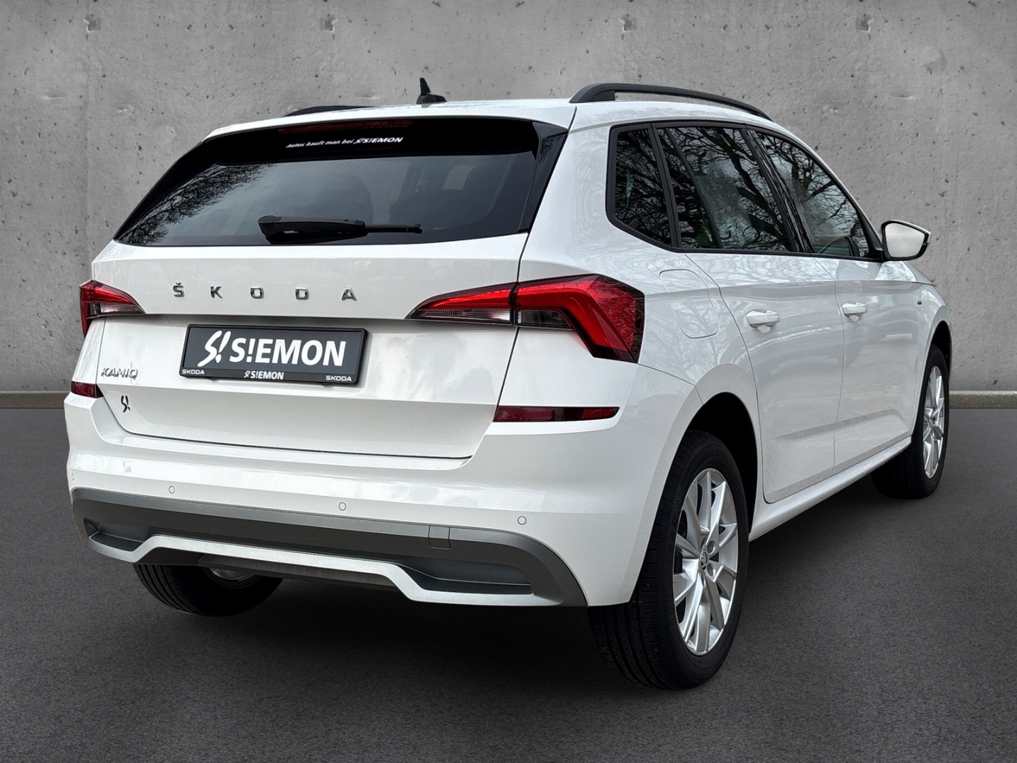 Fahrzeugabbildung SKODA Kamiq Ambition 1.0 TSI TOUR Klima SZH PDC LM17