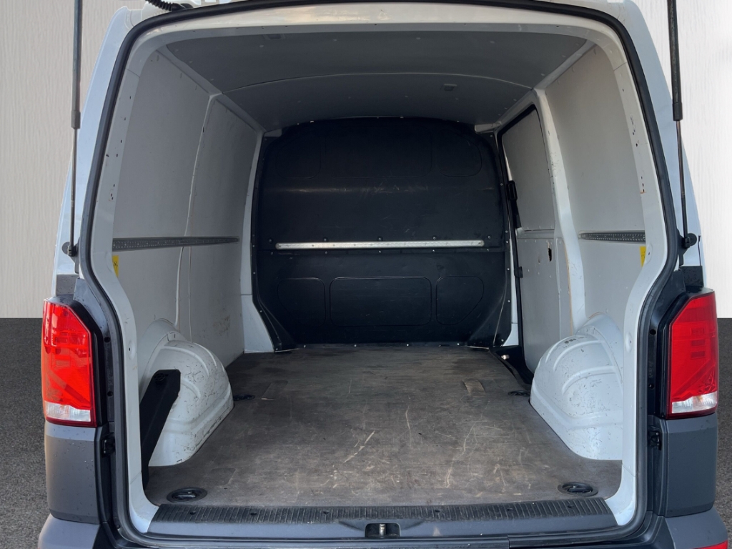 Fahrzeugabbildung Volkswagen Transporter 6.1 Kasten 2.0 TDI AHK LKW-Zul.