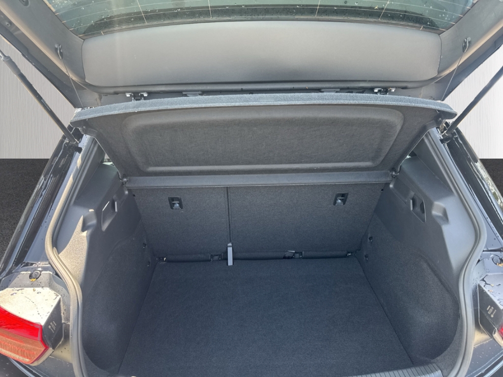 Fahrzeugabbildung Volkswagen ID.3 Pure 110 kW 45 kWh Navi ACC SHZ LHZ HeadUp
