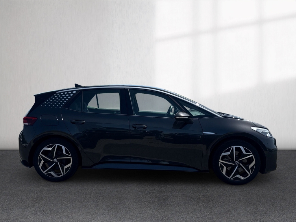 Fahrzeugabbildung Volkswagen ID.3 Pure 110 kW 45 kWh Navi ACC SHZ LHZ HeadUp