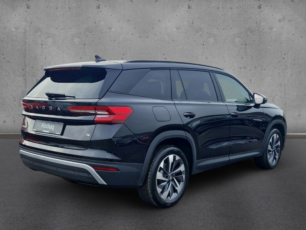 Fahrzeugabbildung SKODA Kodiaq 1.5 TSI iV DSG SELECTION LED AHK Navi ACC