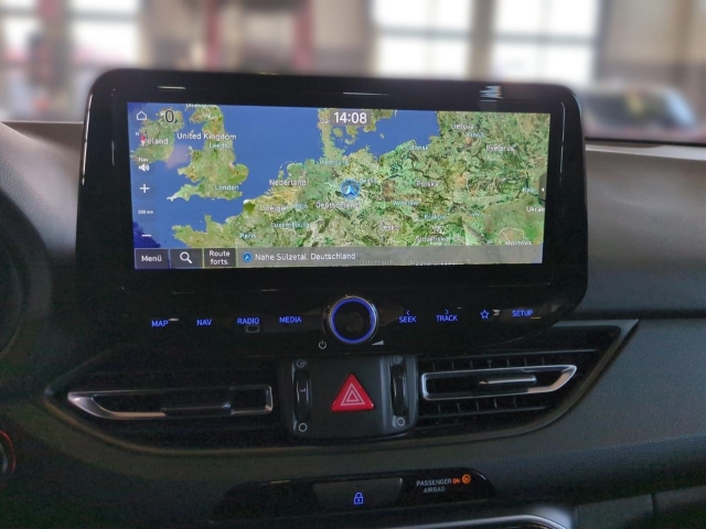 Fahrzeugabbildung Hyundai i30 FL 5trg 1.5 T-GDI 48V MT N-Line Sitz-P. Panorama Sportpaket Navi