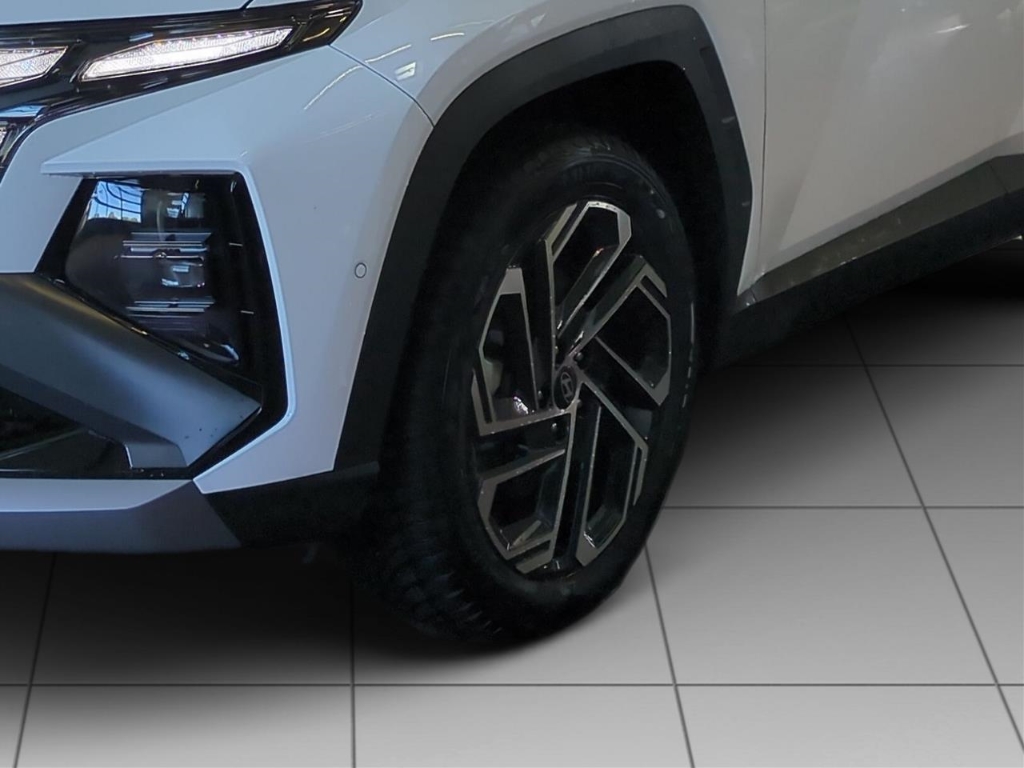 Fahrzeugabbildung Hyundai TUCSON FL PHEV 1.6 AT 4WD MY25 Prime Assist-P Dig-Key MATRIX-LED Leder Digitales Cockpit