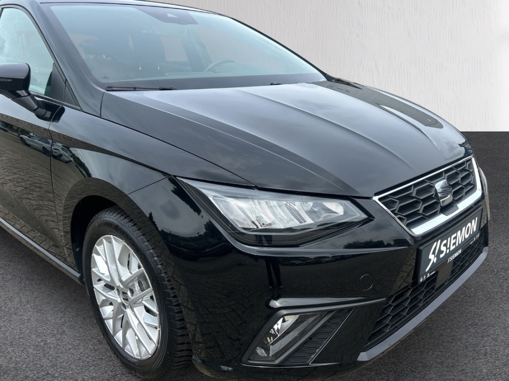 Fahrzeugabbildung SEAT Ibiza 1.0 TSI DSG FR NAVI LED SHZ GJR FullLink