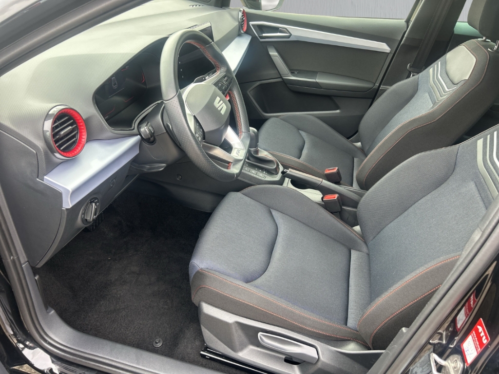 Fahrzeugabbildung SEAT Ibiza 1.0 TSI DSG FR NAVI LED SHZ GJR FullLink