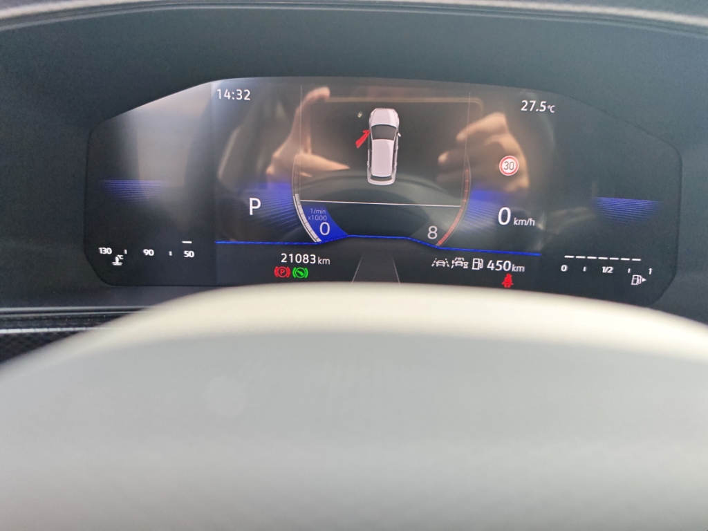 Fahrzeugabbildung Volkswagen T-Cross 1.0 TSI DSG Life LED IQ Drive SHZ LM17