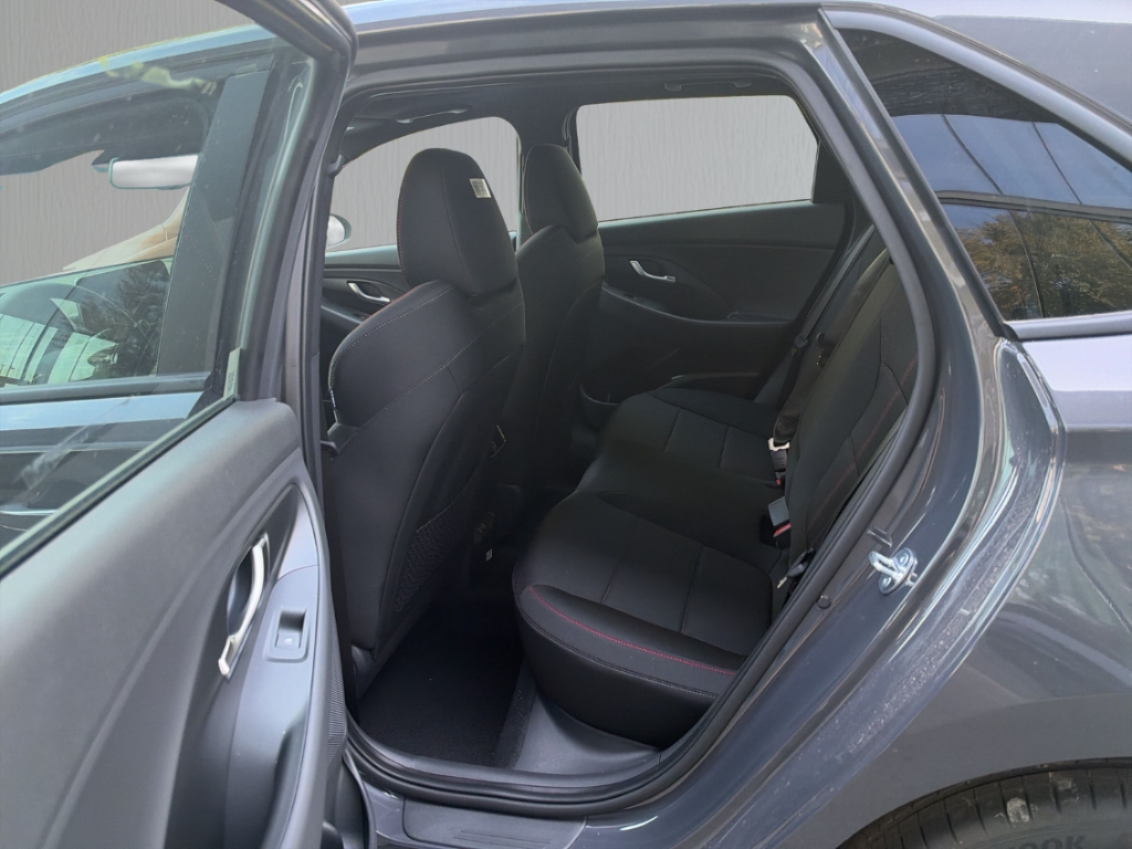 Fahrzeugabbildung Hyundai i30 FL 5-trg MY27 1.6 T-GDi DCT N-Line Panorama Navi Digitales Cockpit LED Apple