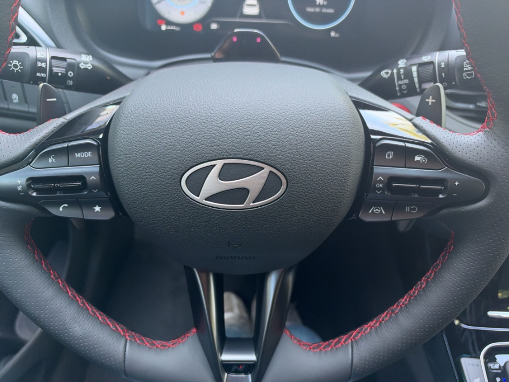 Fahrzeugabbildung Hyundai i30 FL 5-trg MY27 1.6 T-GDi DCT N-Line Panorama Navi Digitales Cockpit LED Apple
