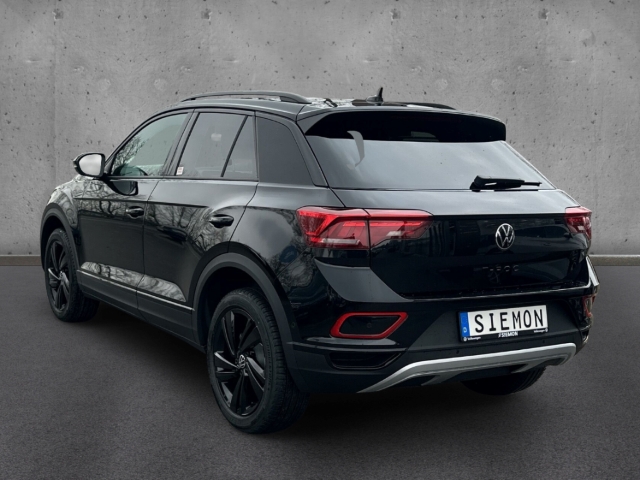 Fahrzeugabbildung Volkswagen T-Roc EU6e 1.5 TSI DSG Style LED Navi AHK Kamera Blac