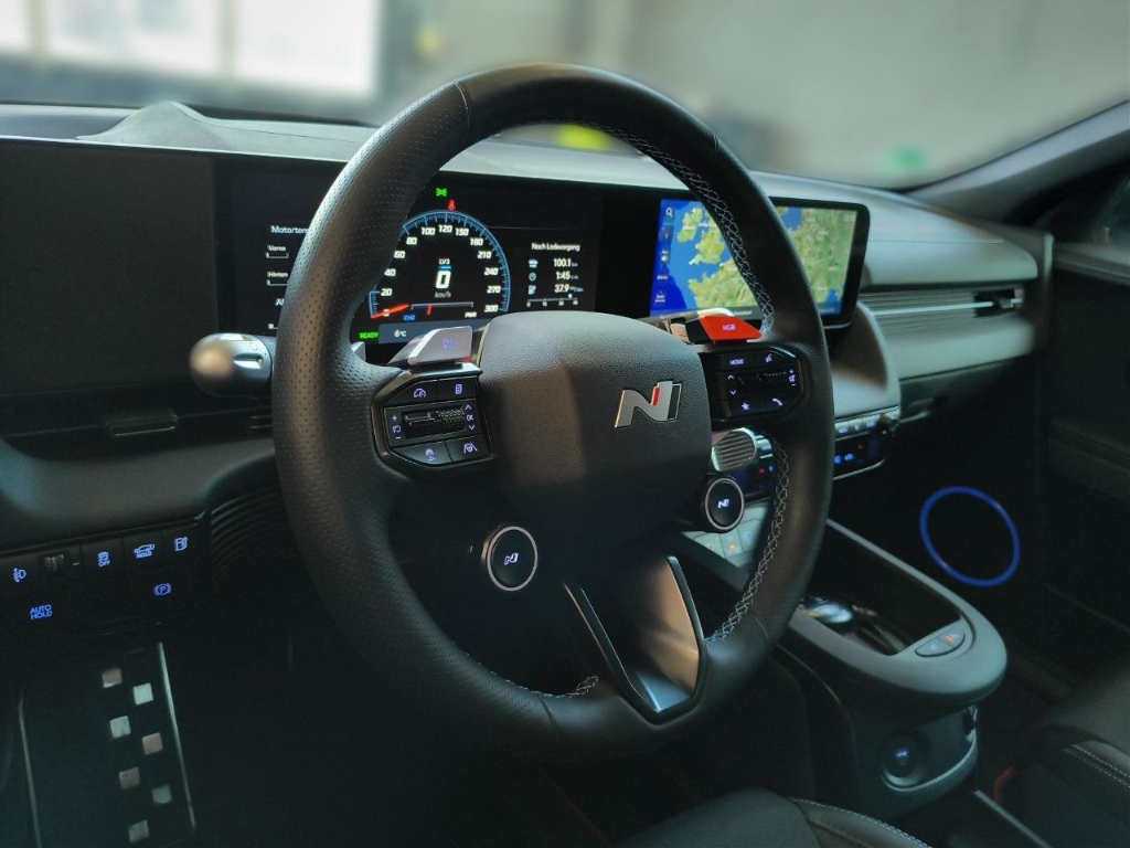 Fahrzeugabbildung Hyundai IONIQ 5 4WD 84kWh N-Performance HUD Navi Digitales Cockpit Sportpaket Soundsystem