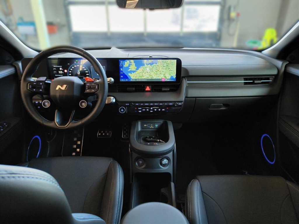 Fahrzeugabbildung Hyundai IONIQ 5 4WD 84kWh N-Performance HUD Navi Digitales Cockpit Sportpaket Soundsystem