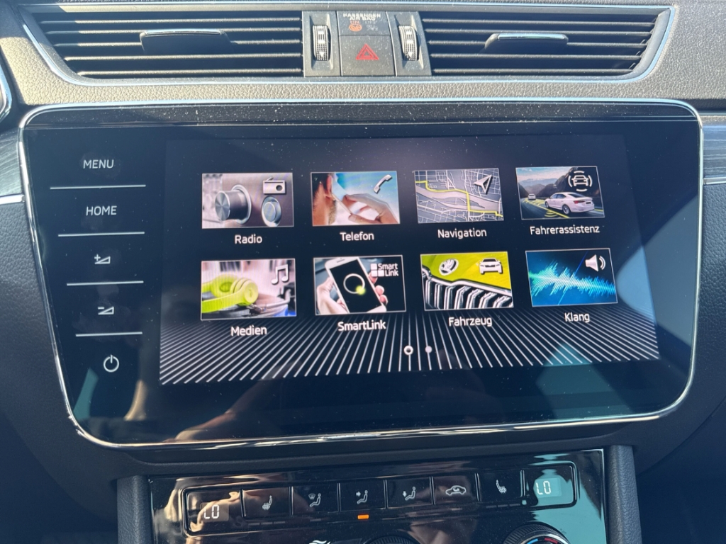 Fahrzeugabbildung SKODA Superb 2.0 TDI DSG Style AHK MatrLED SHZ PDCv+h