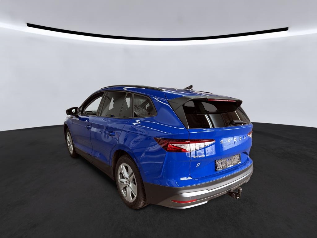 Fahrzeugabbildung SKODA Enyaq Loft 60 LOFT AHK LED SHZ NAVI PDC FrontAss R